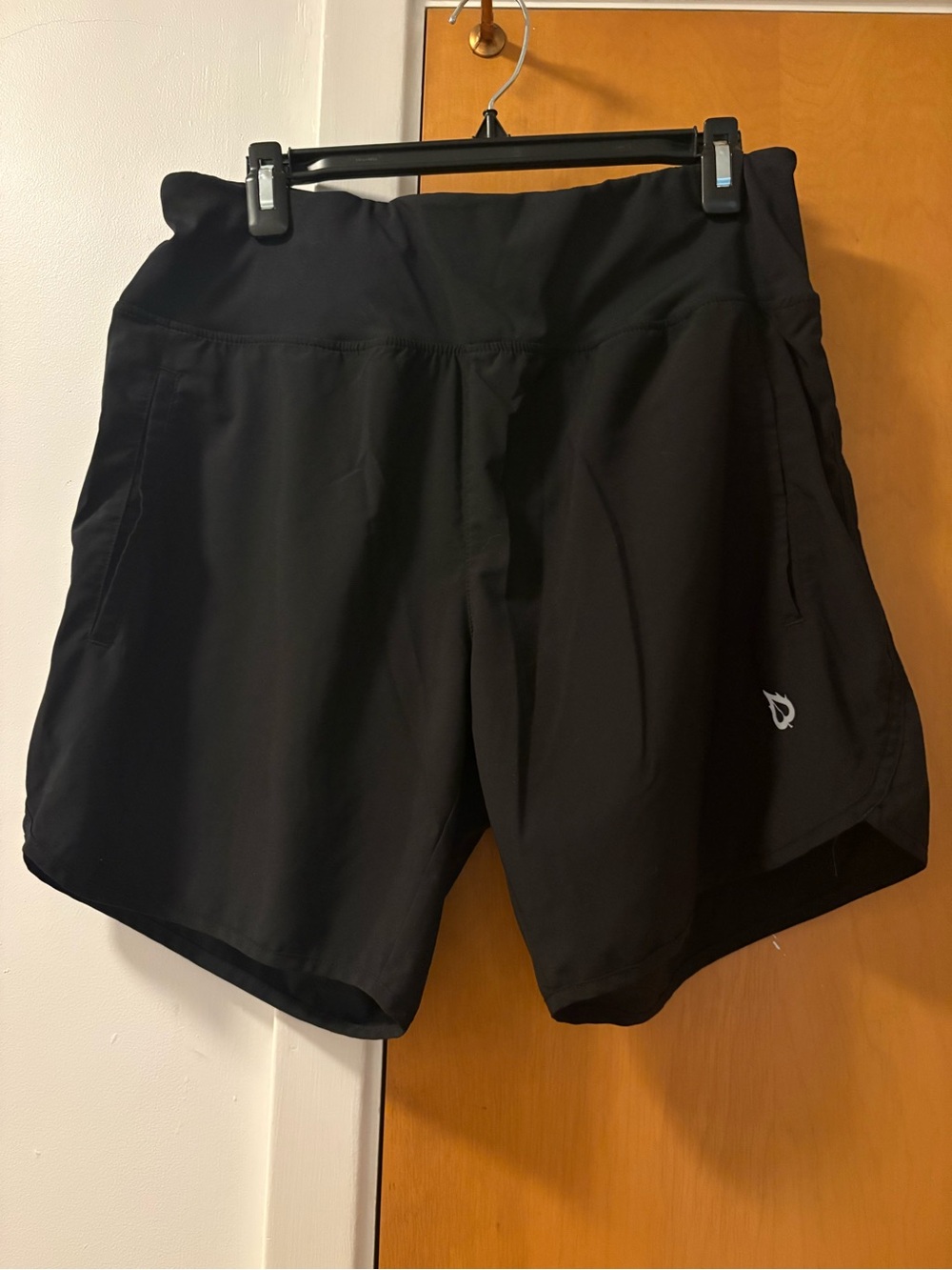 Black Women’s Baleaf Athletic Shorts - size L